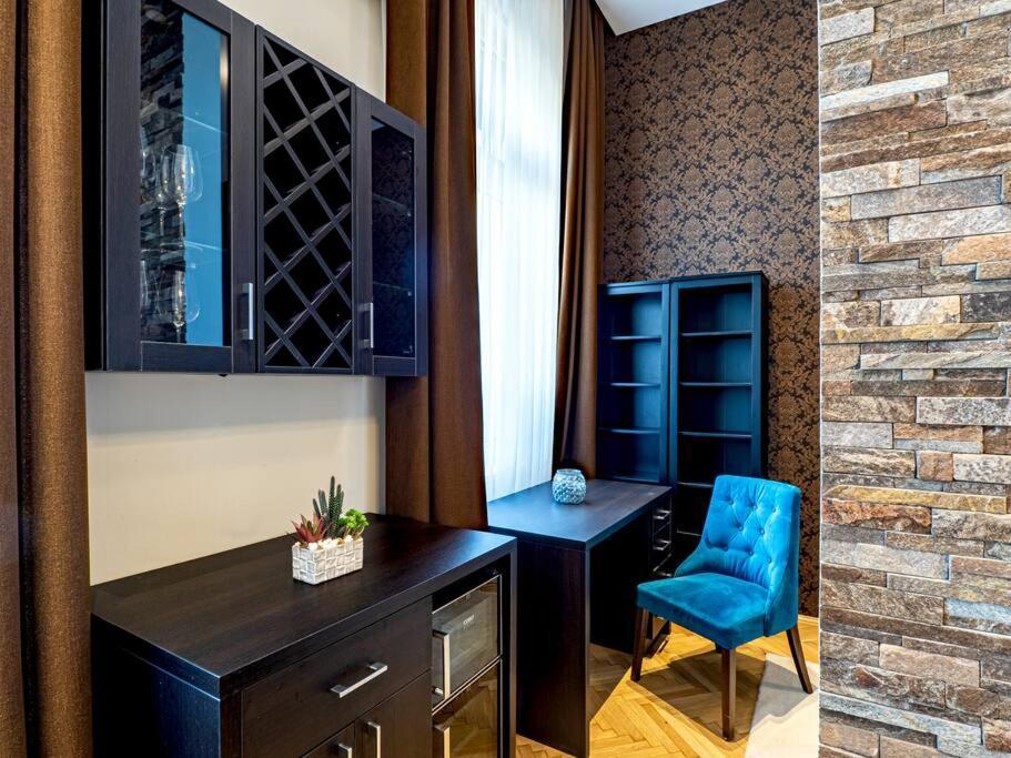 Westend Apartment Budapest Bagian luar foto